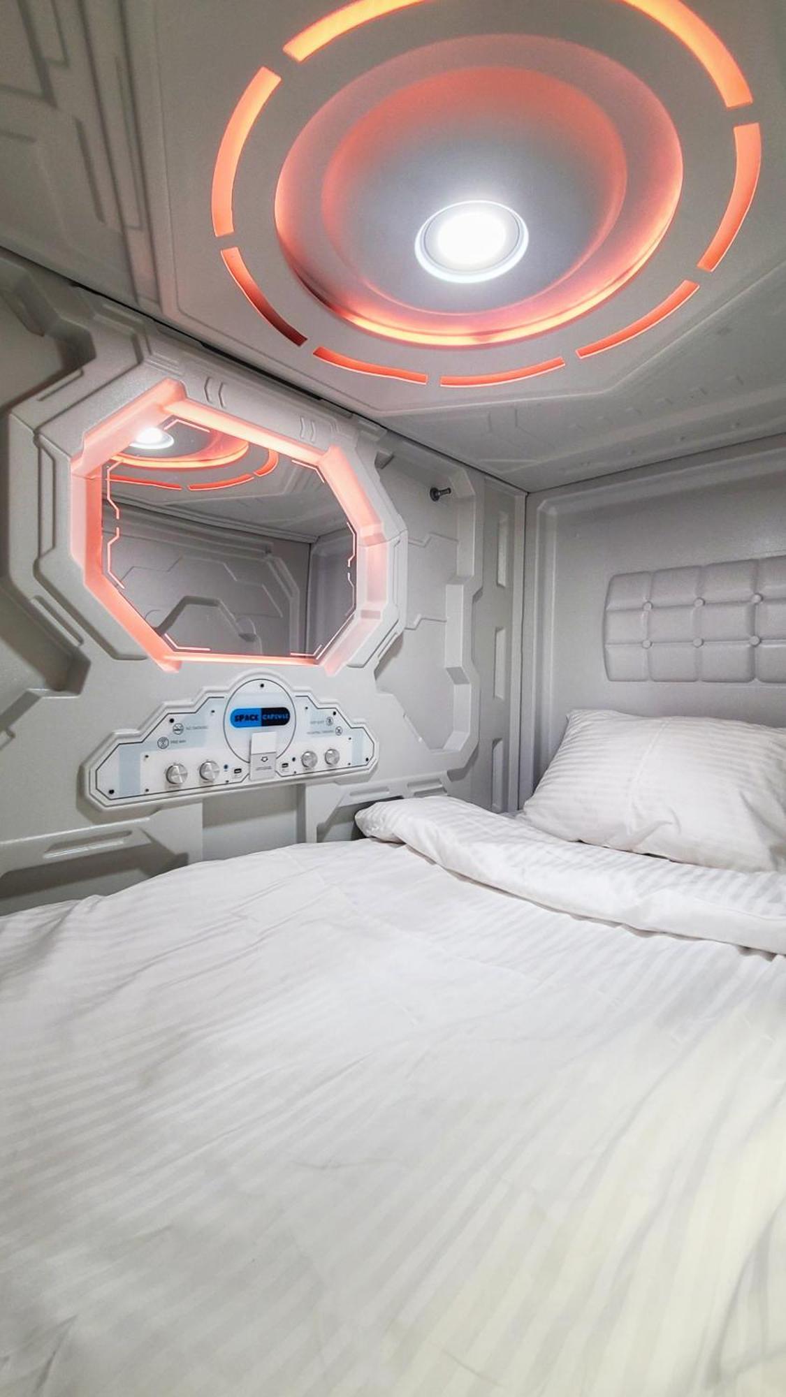 Capsula Hotel 예레반 외부 사진