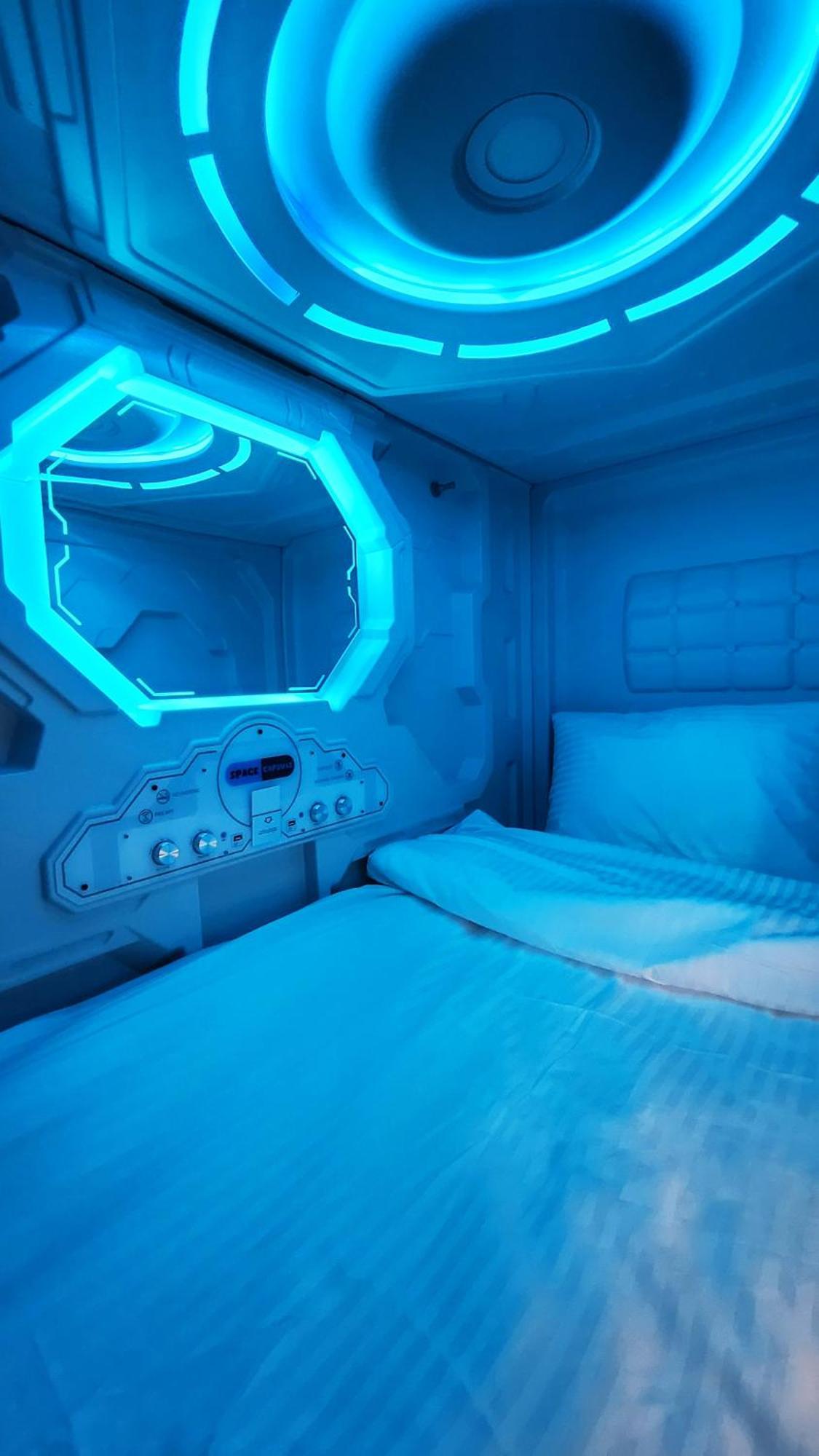Capsula Hotel 예레반 외부 사진