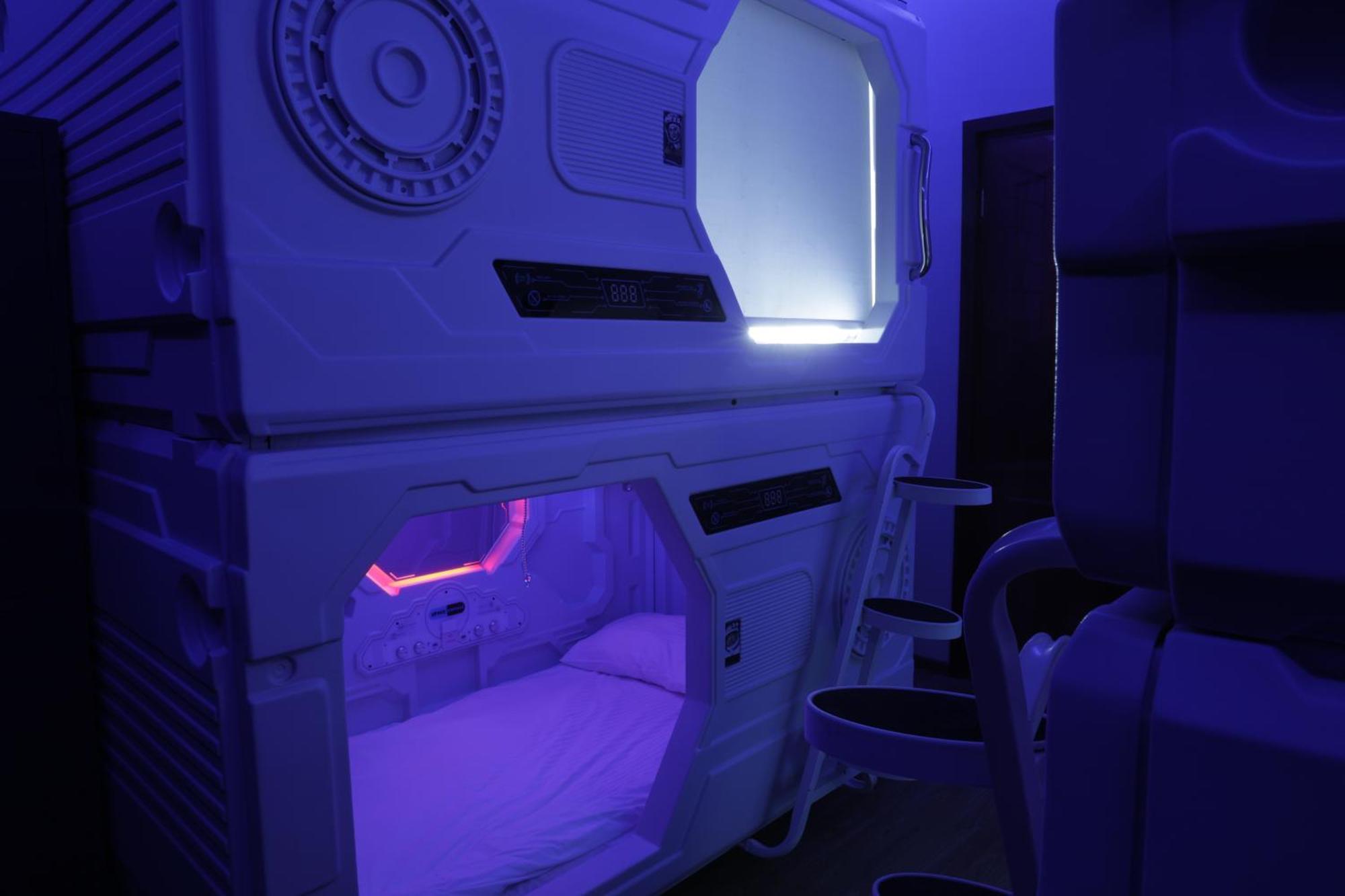 Capsula Hotel 예레반 외부 사진